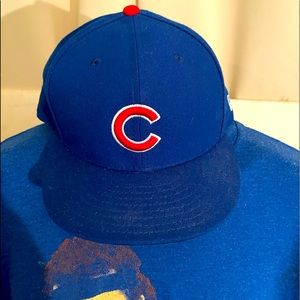 Cubs hat.